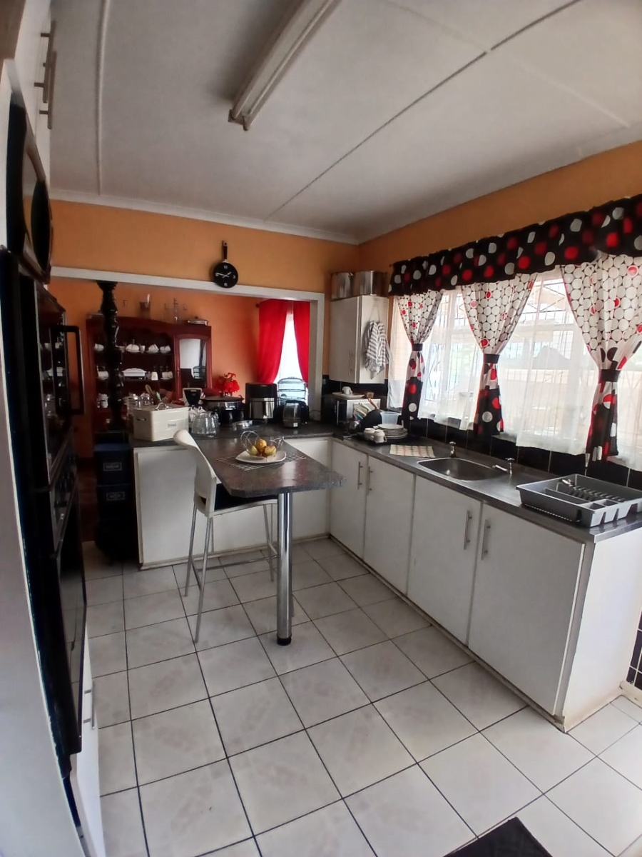 4 Bedroom Property for Sale in Amalinda Eastern Cape